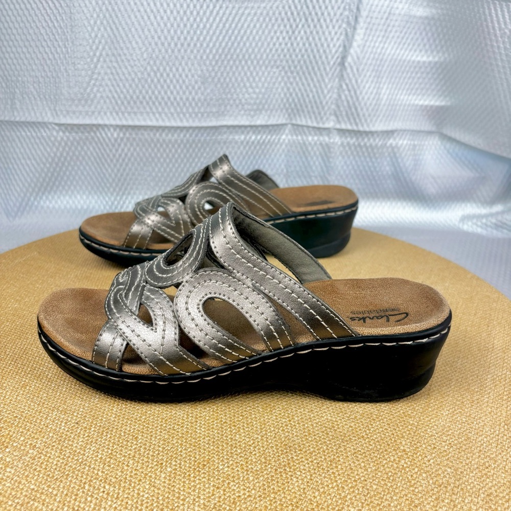Clarks | Lexi Sycamore Pewter Leather Slip On Sandals | Size 8.5 Wide